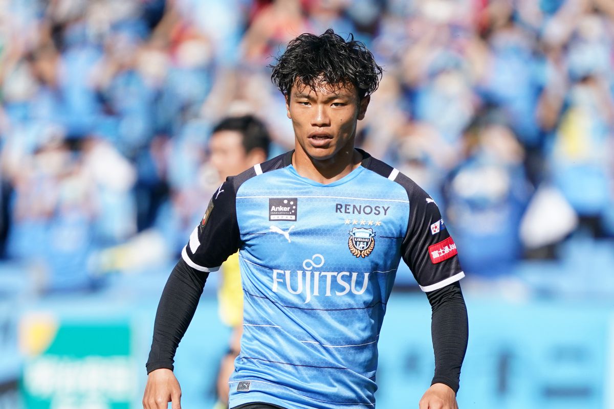 Kawasaki Frontale v Urawa Red Diamonds - J.League Meiji Yasuda J1